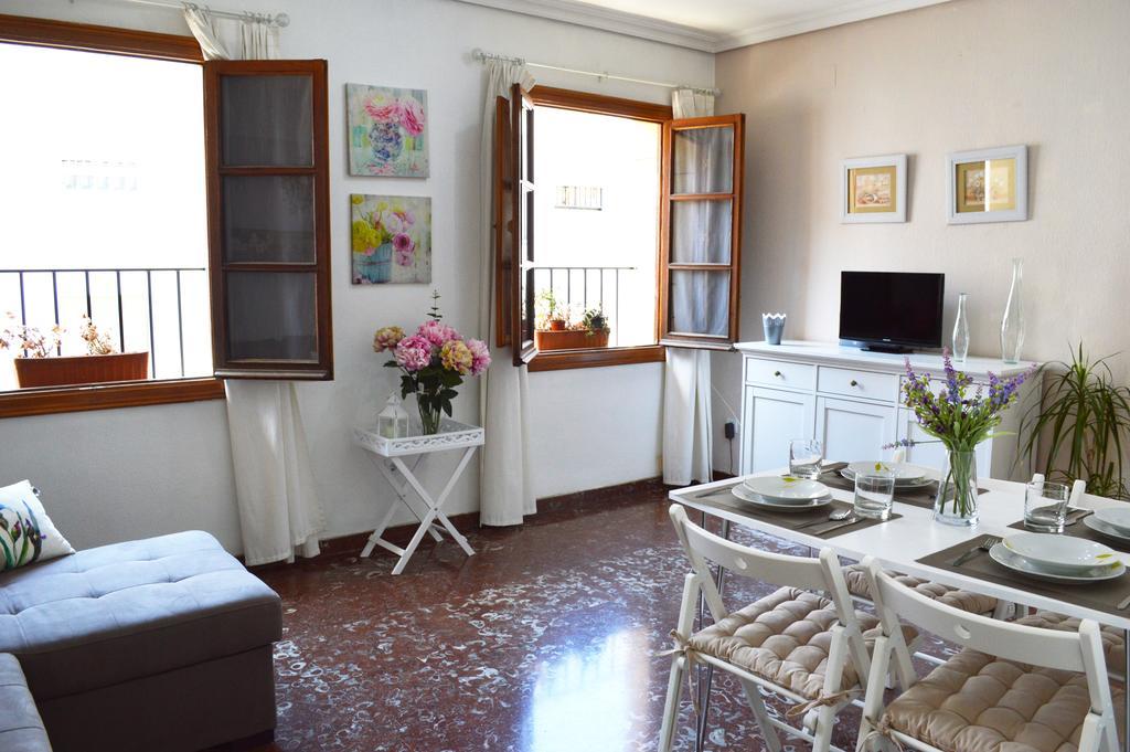 Bonito Apartamento Junto Al Palacio De Viana Cordoba Exterior photo